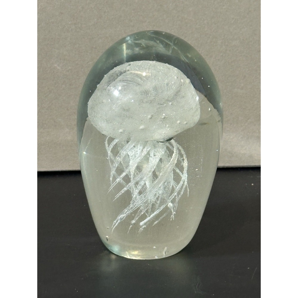 Jelly Fish Art Glass Paper Weightโ